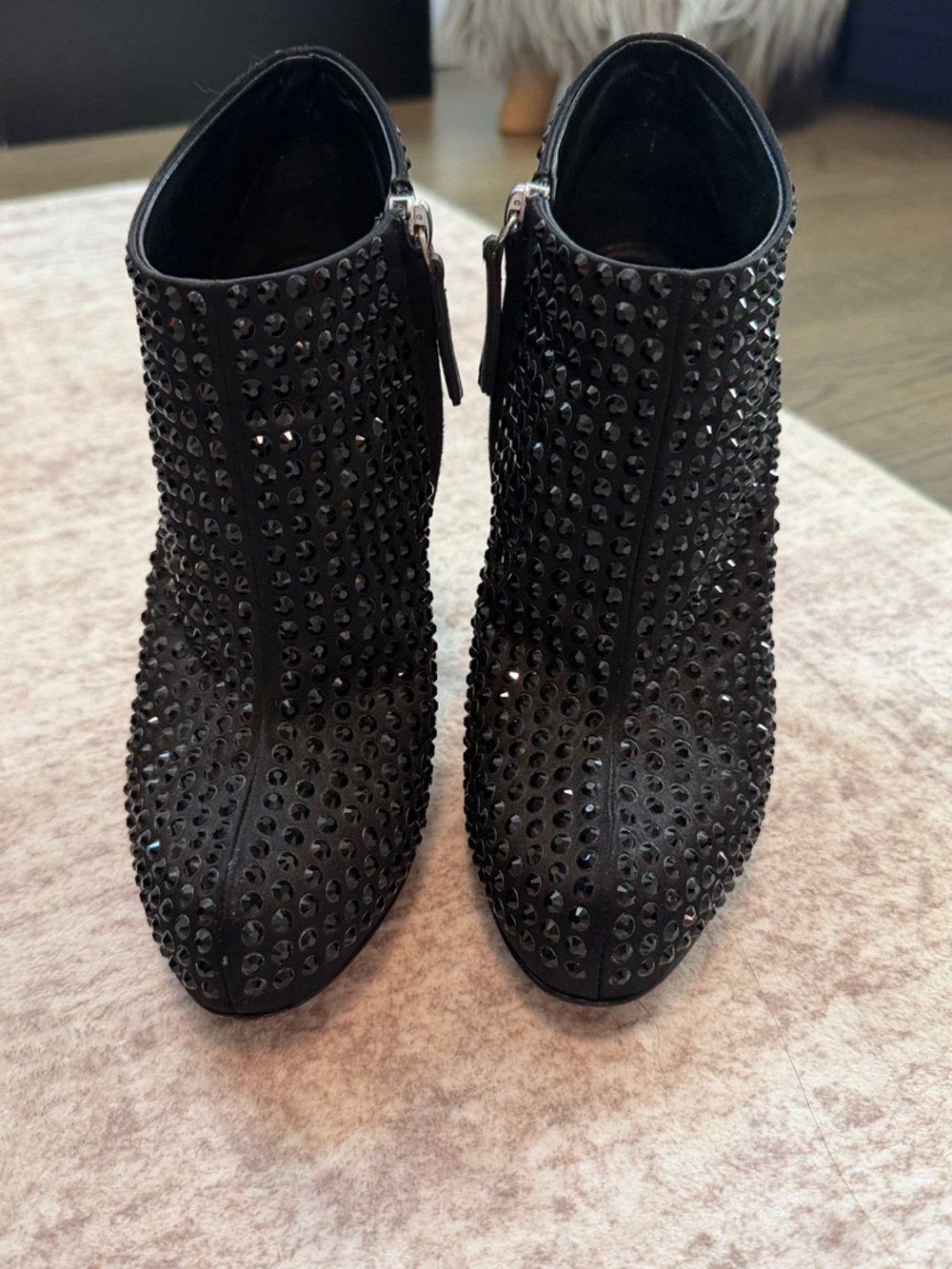 Pre-Owned Giuseppe Zanotti heels Size 7.5.